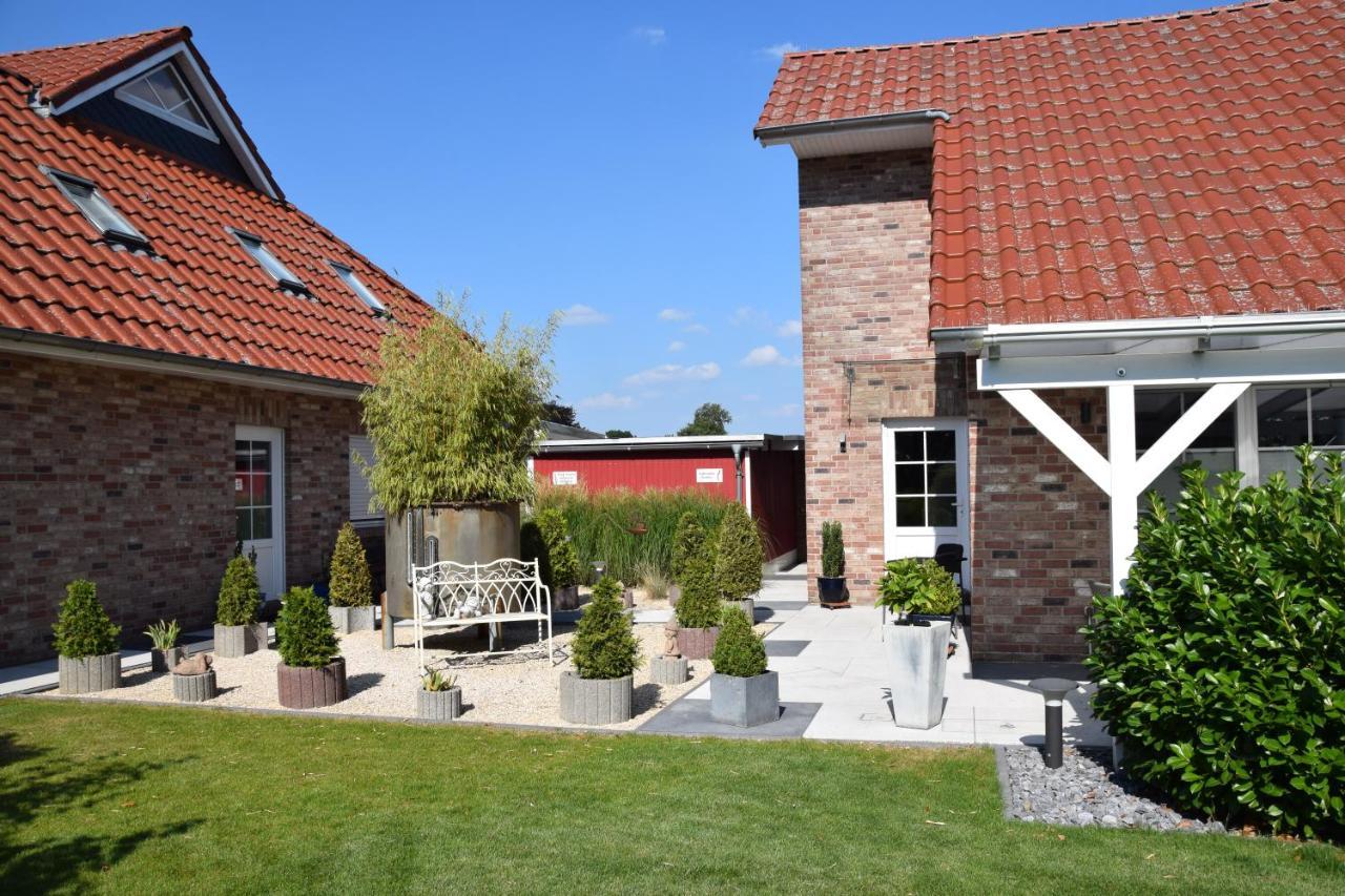 Wellness Appartements Ostfriesland Ihlowerfehn ภายนอก รูปภาพ